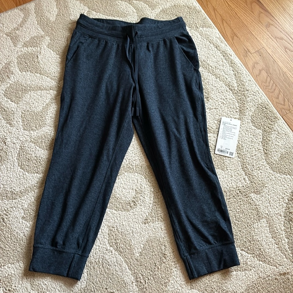 Lululemon Ready to Rulu Crop